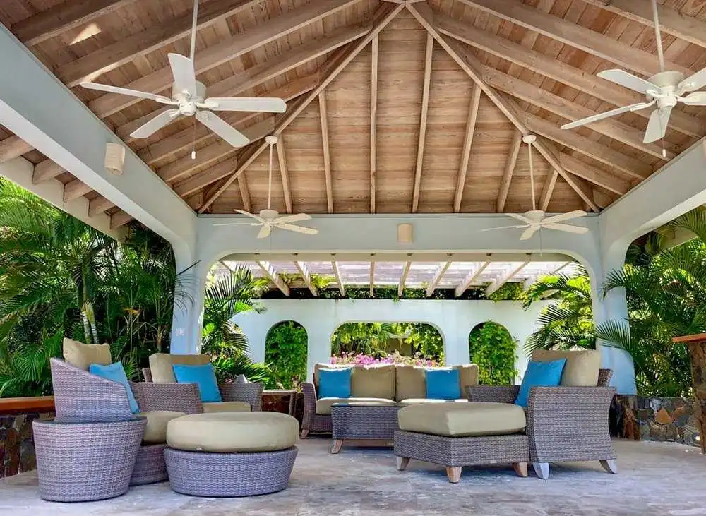 Blue Lagoon Villa