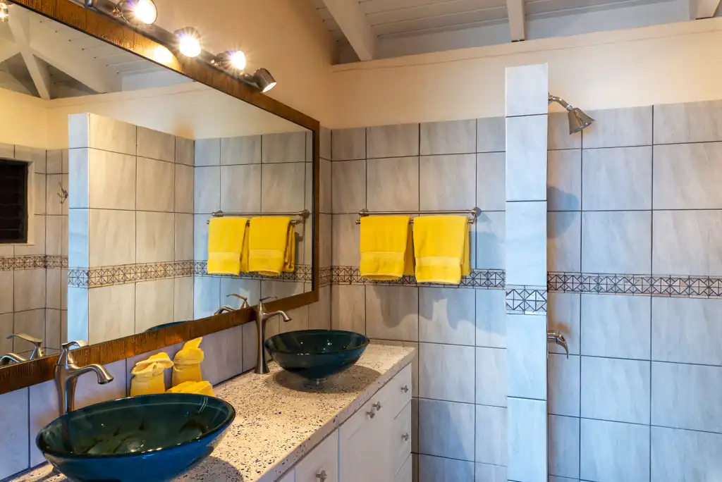 Serendipity Villa's bathroom