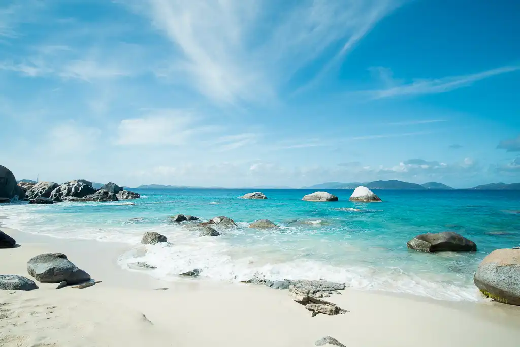 Cornucopia Villa to the beach