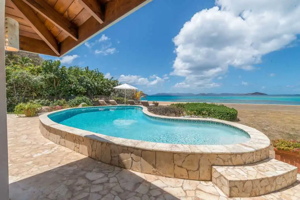 Sea Palms' pool
