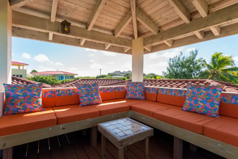 Amani Villa covered outdoor area