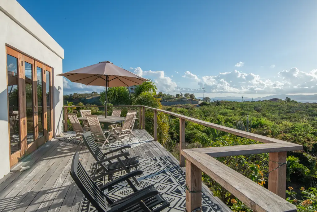 Beach Rock Villa Rooftop2